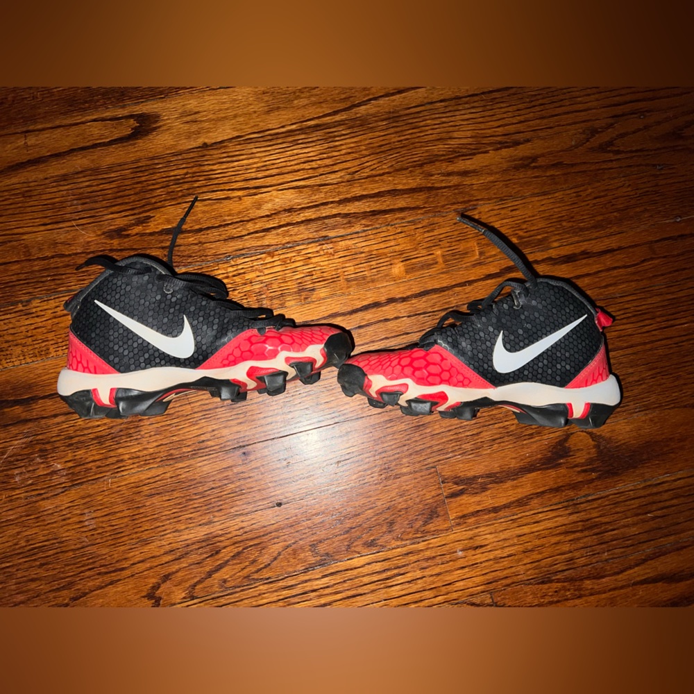 Kids Nike Baseball cleats